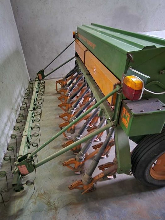 Sprzedam siewnik zbożowy  Amazone D7 Super-S