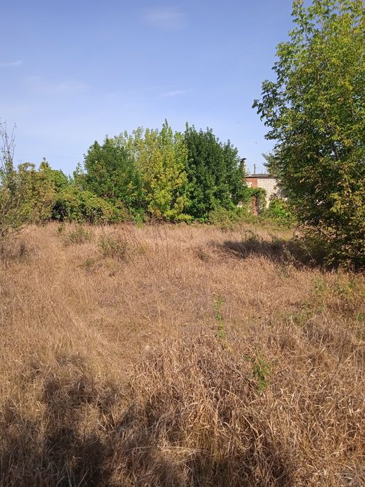 Продам участок 15 соток под застройку.