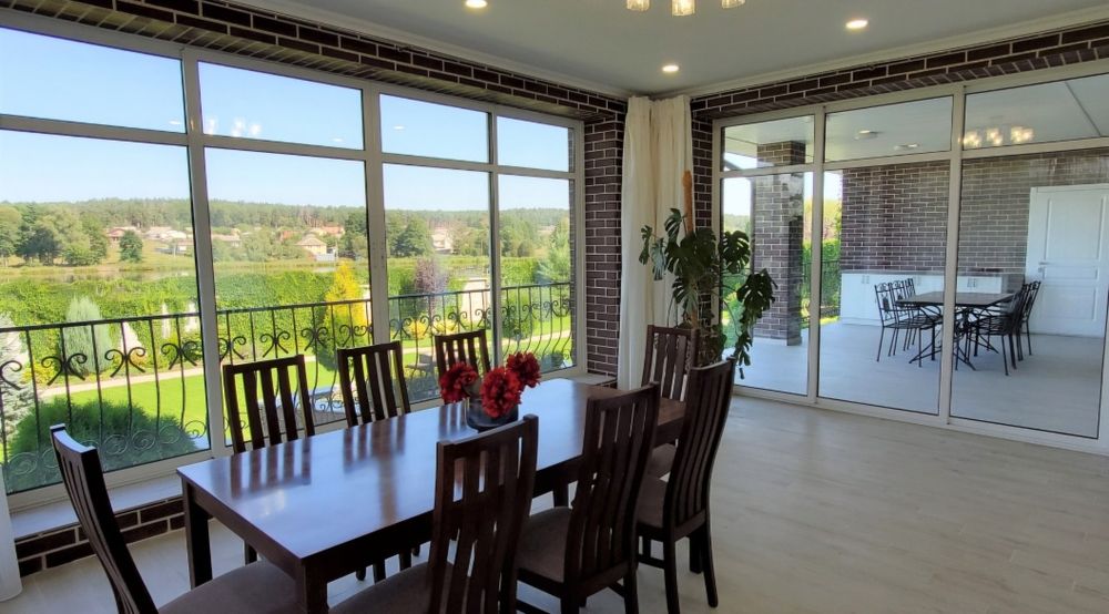 Елітний будинок поряд з озером! З укриттям та повна автономність!