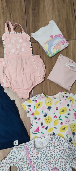 Zestaw ubranek dla dziewczynki rozmiar 86