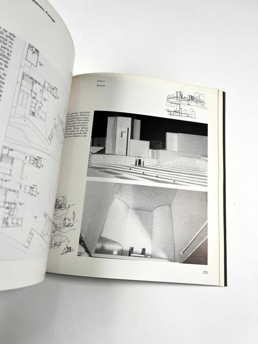Álvaro Siza Obras e Projetos 1996 Livro Exposição