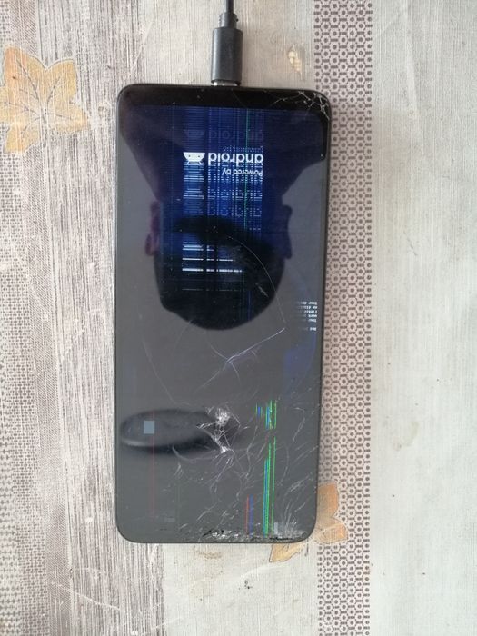 Продам телефон motorola e22