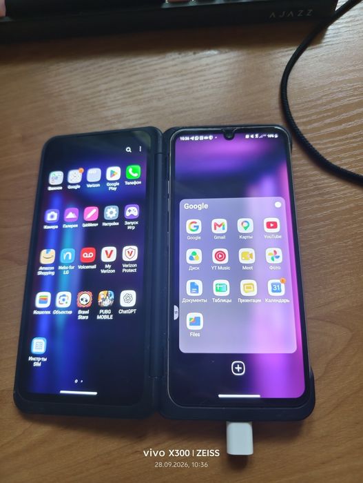 LG V60 ThinQ 5G 8/128 1 sim з двойним екраном