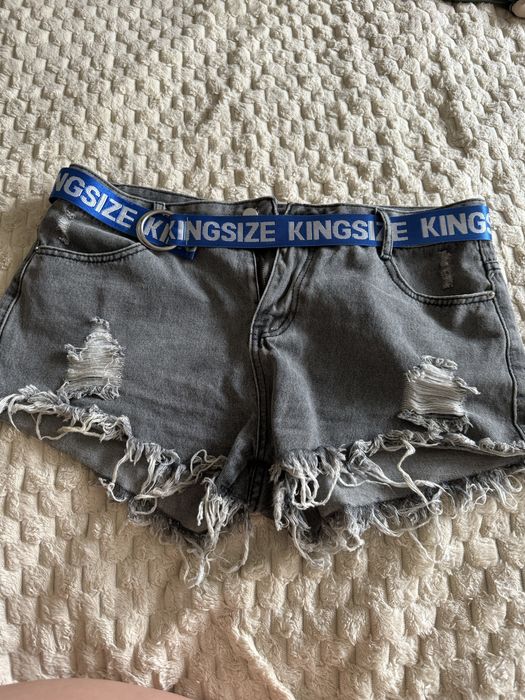 Джинсовые шорты