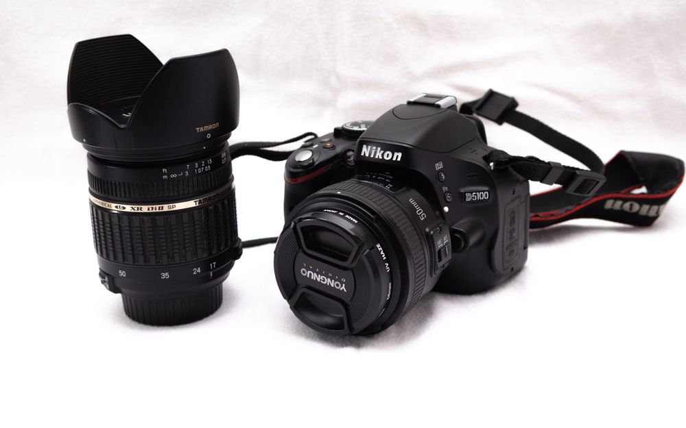 Продам Nikon d5100 з двома об'єктивами,сумкою і повним набором для початку