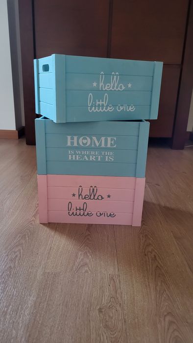 Caixas de arrumação coloridas