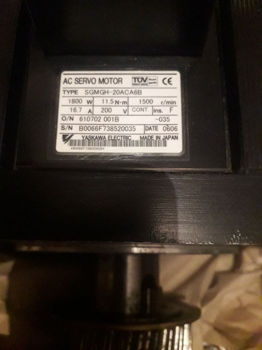 Сервомотор с сервопаком