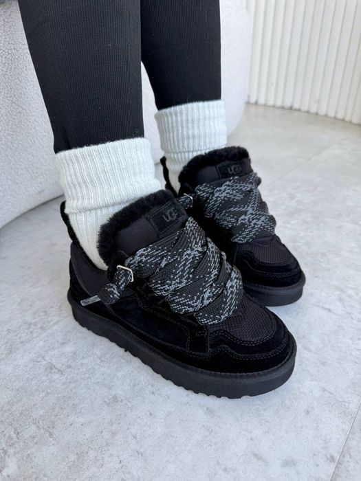 Ugg Lowmel Black жіночі уггі ловмел чорні на овчині теплі зимові черевики ugg