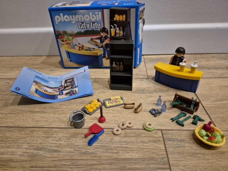 Playmobil CityLife 9457 Woźny w sklepiku