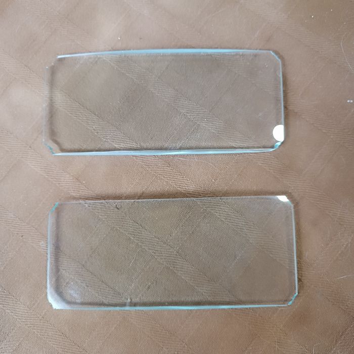 Lupa de mesa em bronze