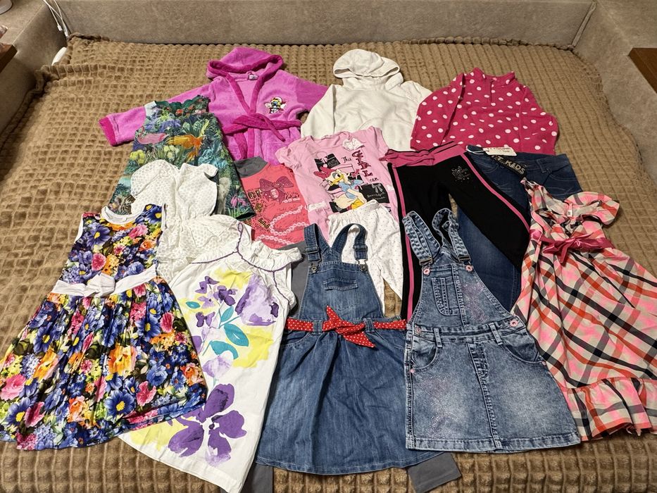 Одяг для дівчинки, розмір 116