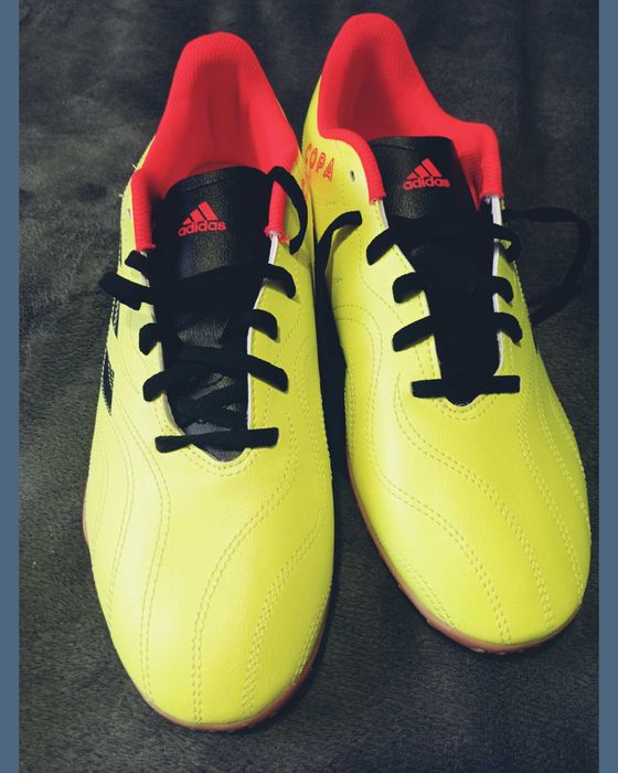 Нові Копи.Взуття для залу.Футзалки.