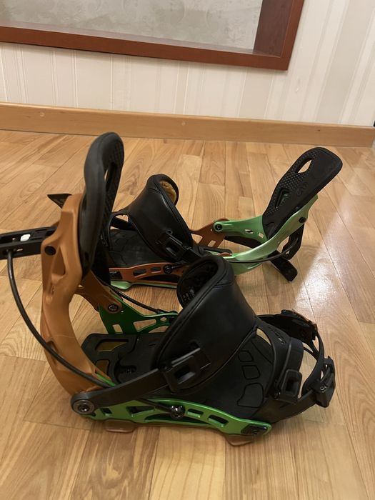 кріплення до  сноуборду Flow NX2, розмір M, rear-entry, стан як нові