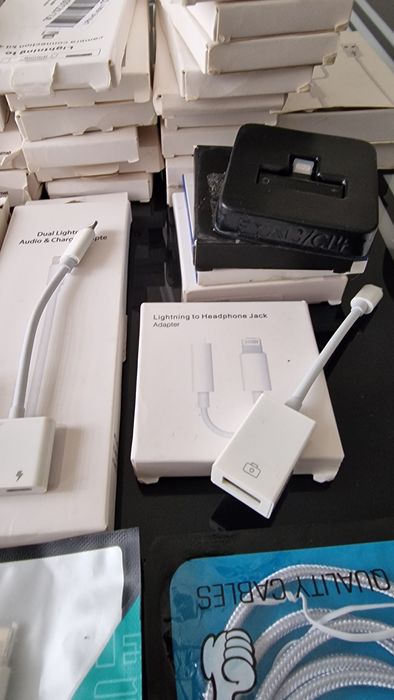 Перехідники для айфона 5-14 серіі для навушників  для  на USB SD Card