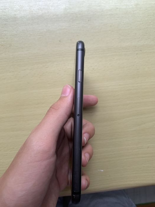 TERMINOWO Sprzedam iPhone 8