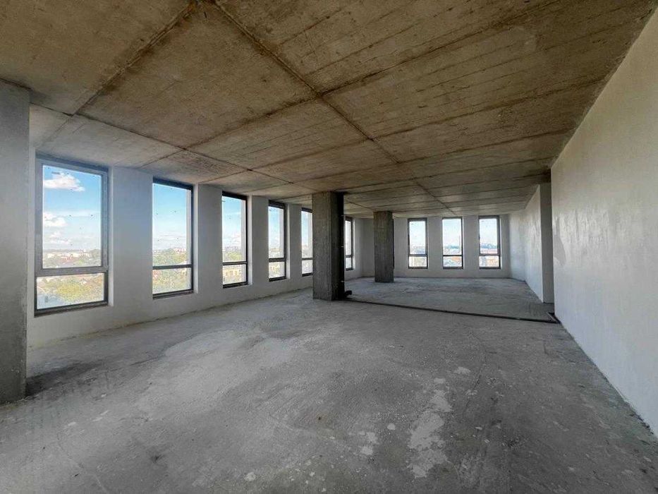 Продаж комерційного приміщення в Бізнес центрі Пікассо, 400м