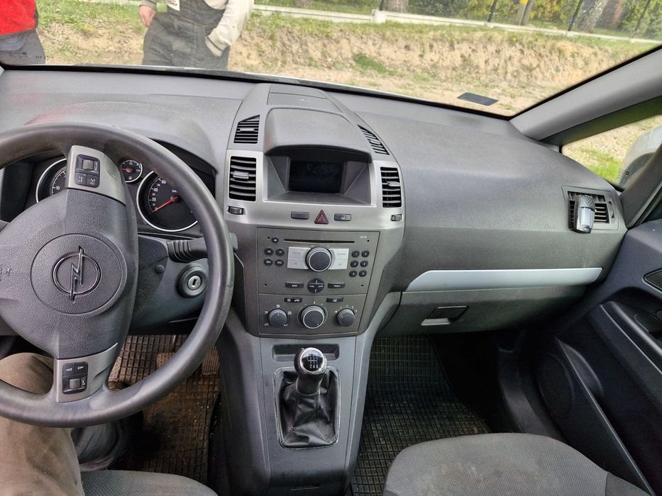 Opel Zafira 1,9 150km