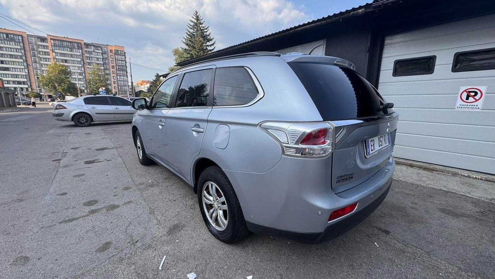 Mitsubishi Outlander 2.2D, 2013, 110kW, 4х4