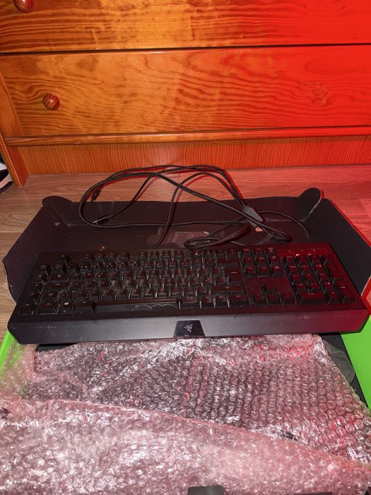 Teclado Razer BlackWidow Chroma V2