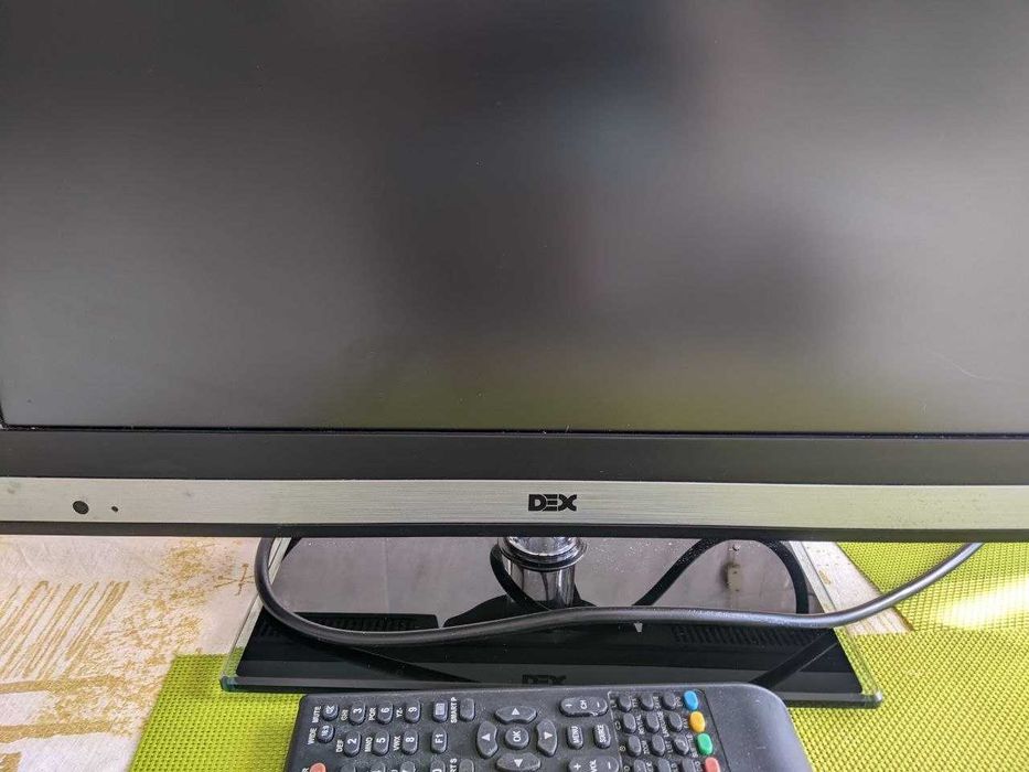 Телевізор LED DEX 24" під ремонт