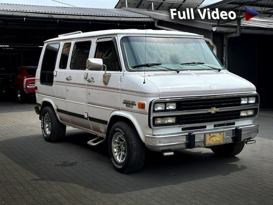 Chevrolet  G20 Short Van poszukiwana edycja krótki niski V8 350 PROMOCJA