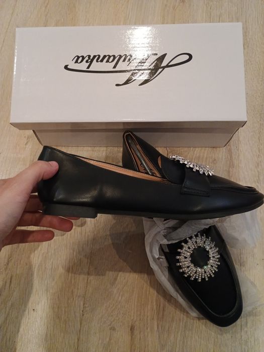 Nowe mokasyny 37