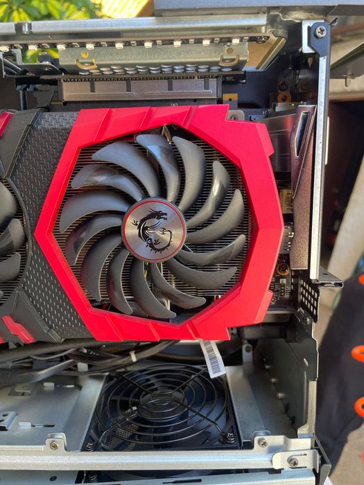 Desktop Gaming MSI Aegis 3