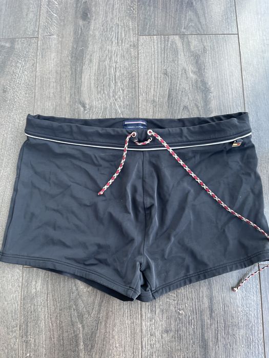 Подростковые плавки tommy hilfiger  оригинал L