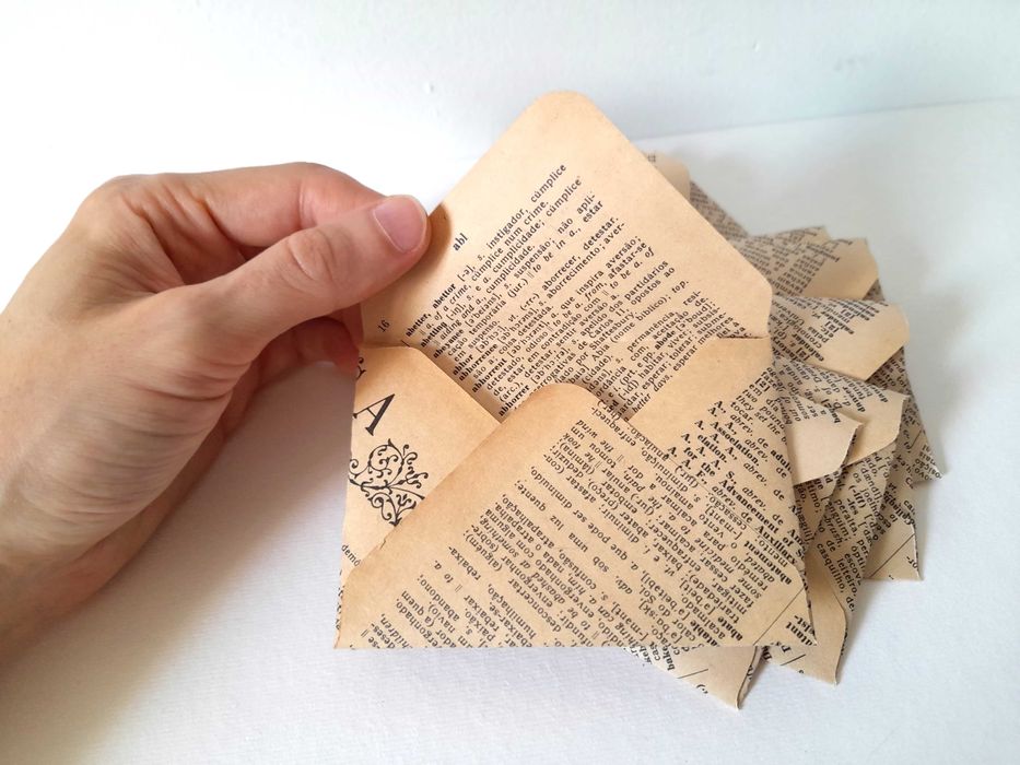 10 Envelopes Artesanais Vintage Dicionário para Cartões de 7.2 x 10cm