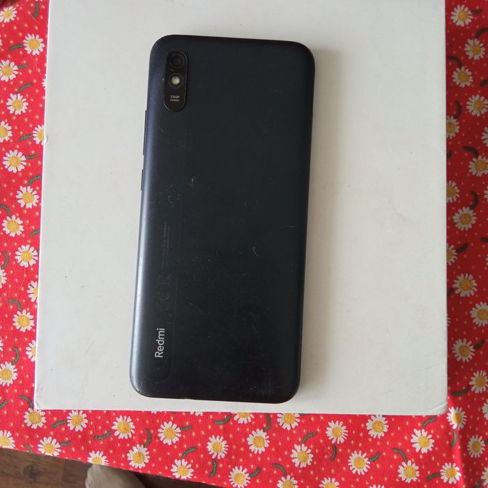 Xiaomi redmi 9AT uszkodzony wyświetlacz reszta sprawna