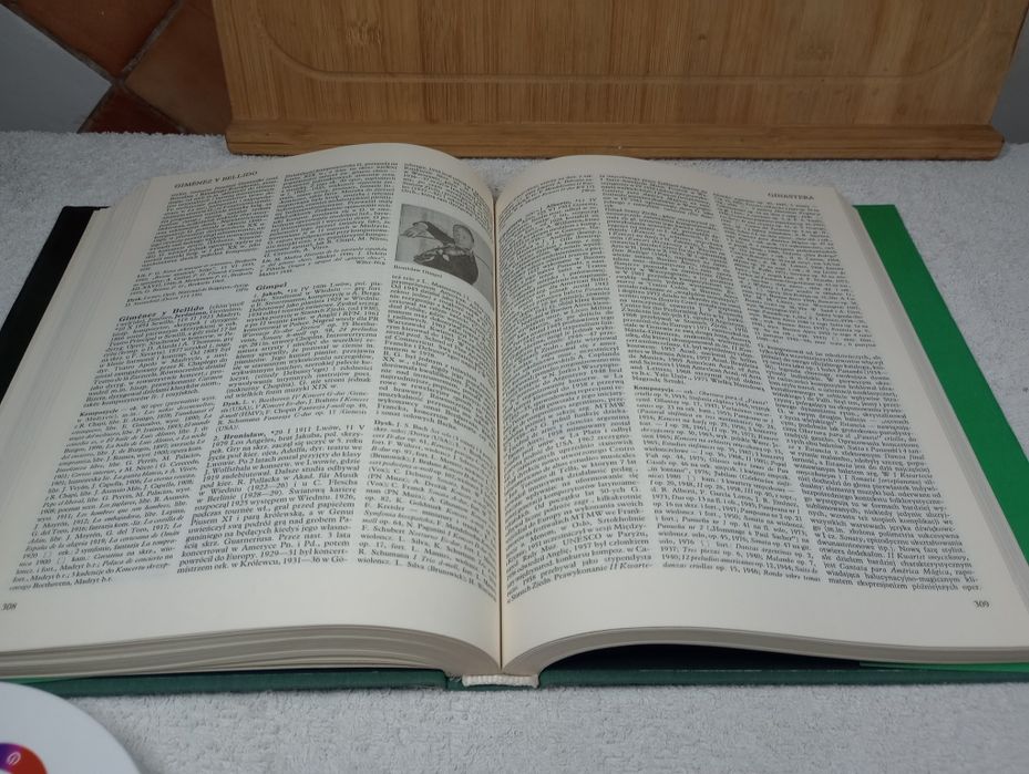 Encyklopedia muzyczna EFG. Część biograficzna.