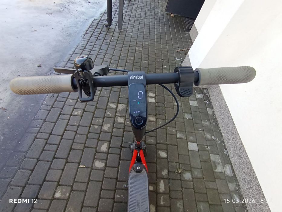 Електросамокат Ninebot