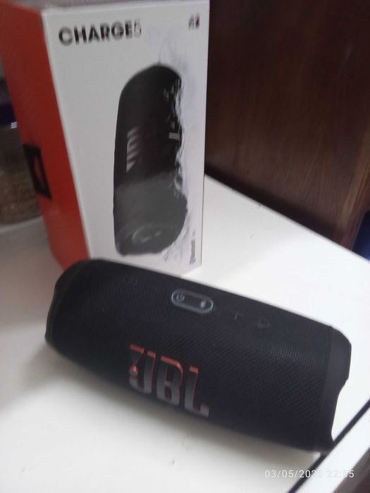 Coluna JBL charge5
