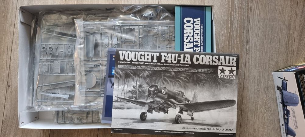 Model F4U Corsair Tamiya