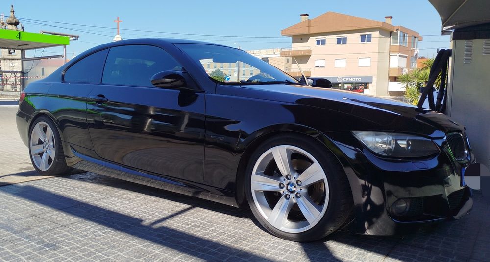 BMW 320 Coupé 2008