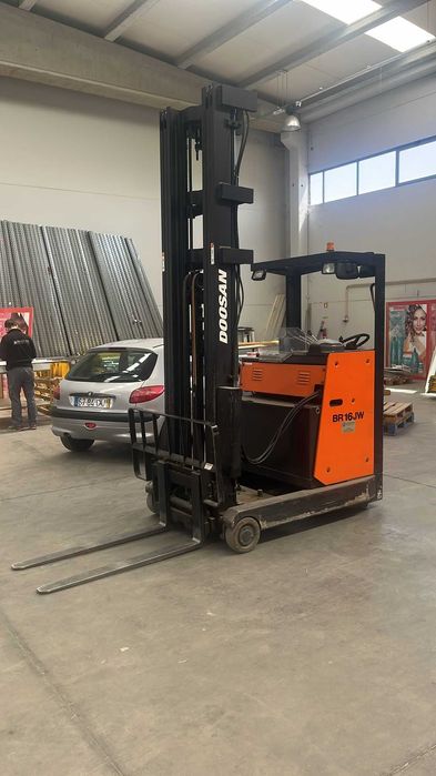 Empilhador Eléctrico Daewoo/Doosan BR16JW – 1600kg – Revisões em dia