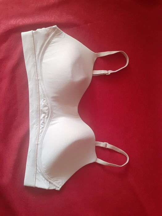 Biustonosz CAlviN Klein tanio