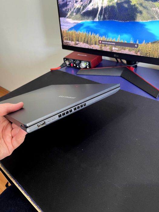 ASUS VivoBook 14" | Intel Core i7-1255U | 16 GB RAM | Íris Xe Graphics