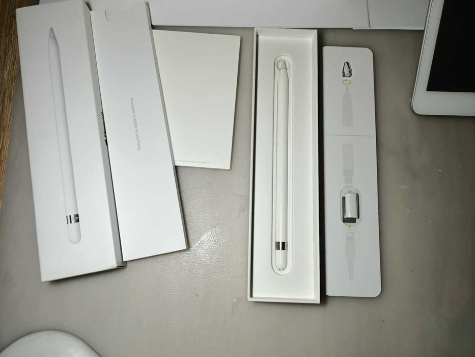 iPad plus pencil, 6 generacji