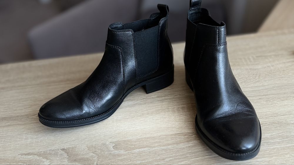 Шкіряні челсі Geox