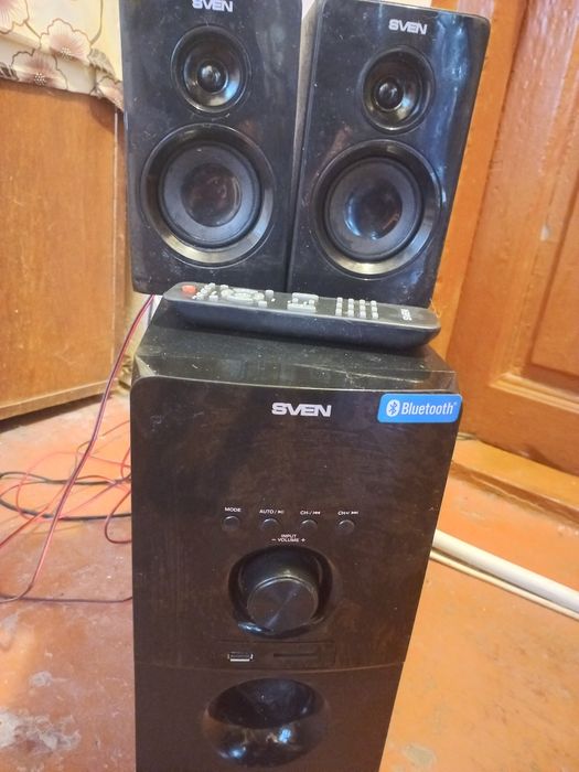 Акустическая система.