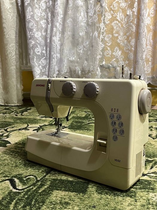 Janome vs52 швейна машина
