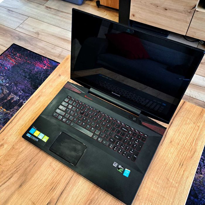Laptop Lenovo Y70-70