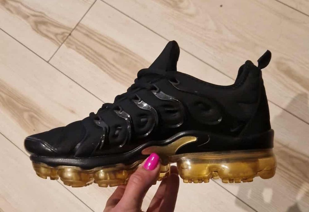 Buty Nike Vapormax plus złote rozmiar 40