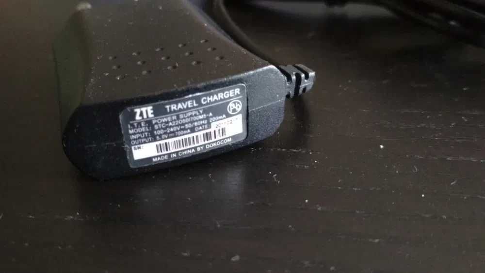 ZTE - Transformador / Carregador de Parede