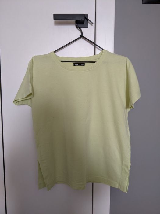 T-shirt damski Sinsay