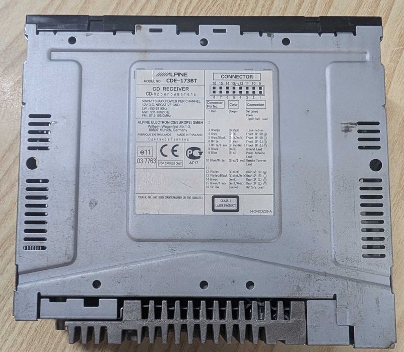 Radio CDE-173BT CD Bluetooh