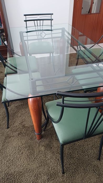 Mesa de Ferro com tampo de Vidro