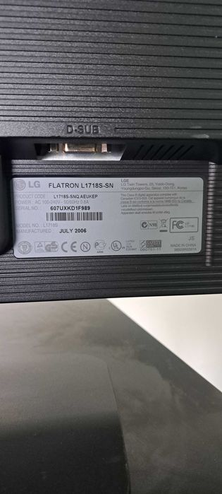 Monitor/Ecran LCD LG FLATRON L1718S 17"