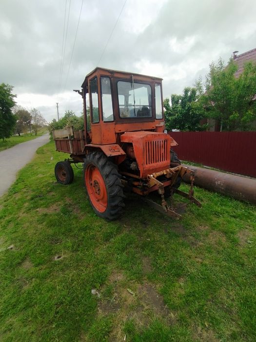 ХТЗ Т-16 в доброму стані